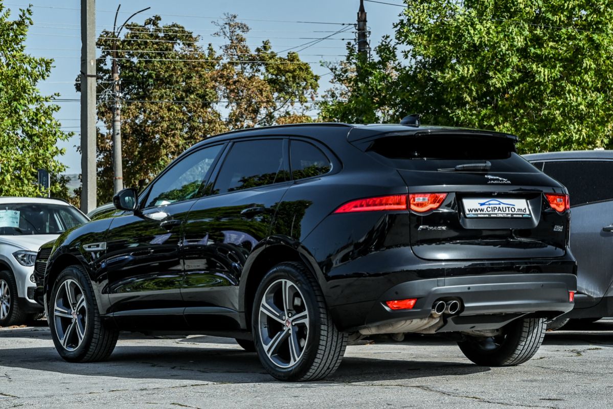 Jaguar F-PACE