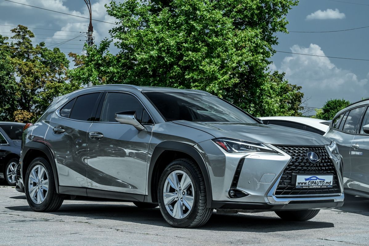 Lexus UX 250h