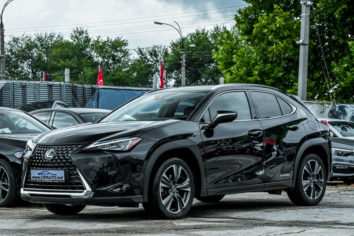 Lexus UX 250h