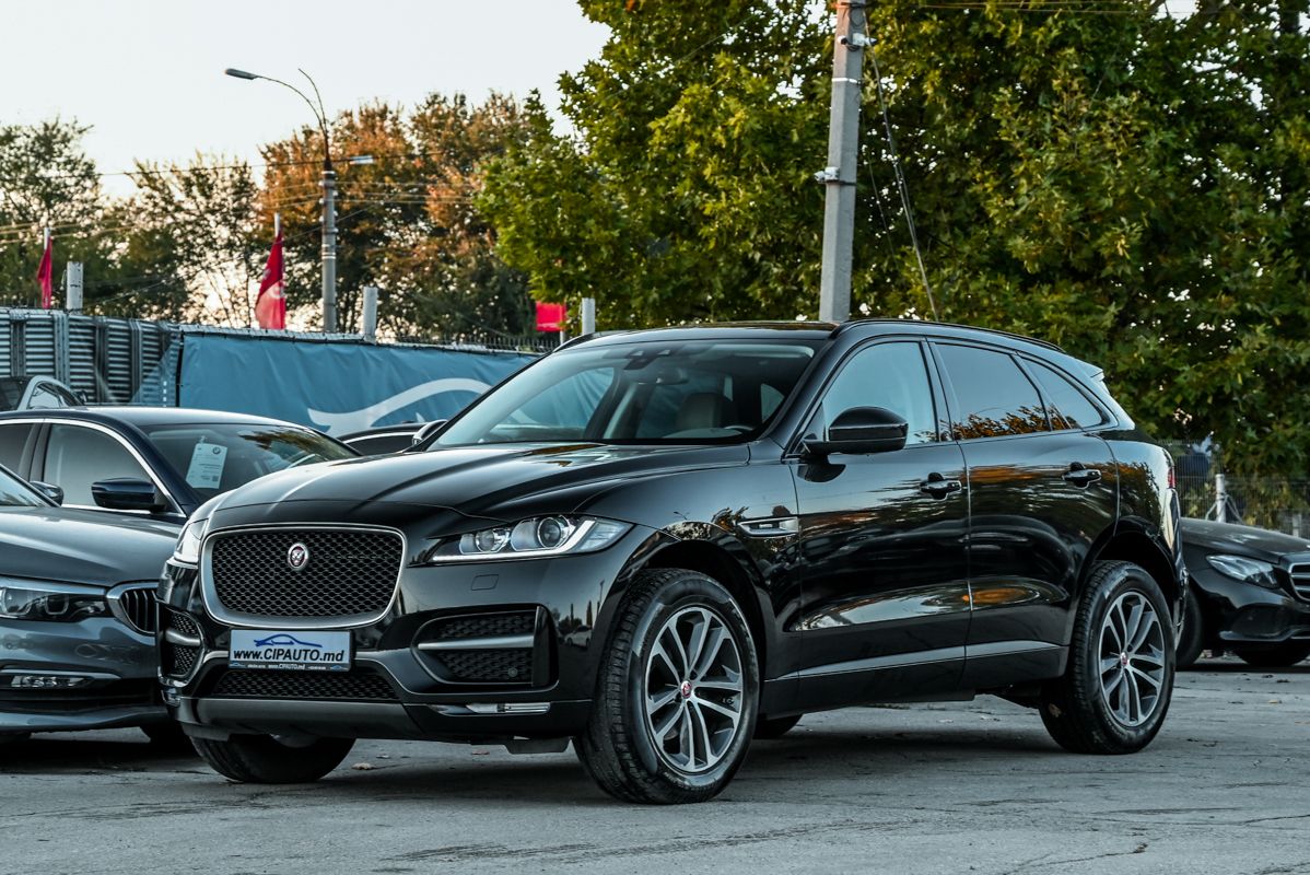 Jaguar F-PACE