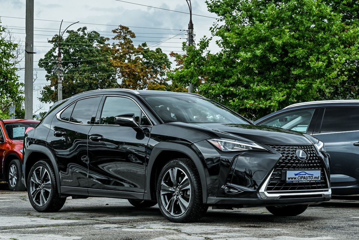 Lexus UX 250h