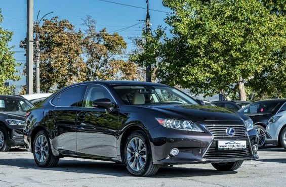 Lexus ES Series