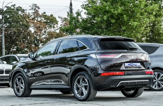 DS_Automobiles DS 7 Crossback