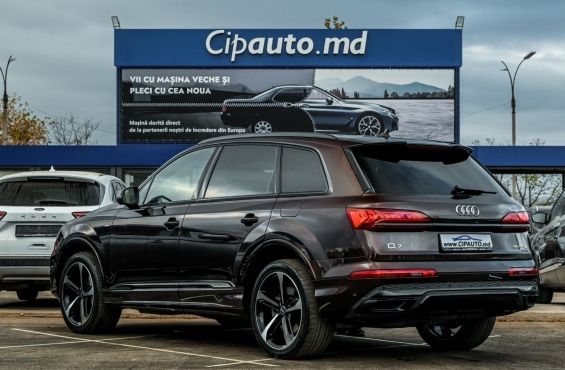 Audi Q7 E-Tron