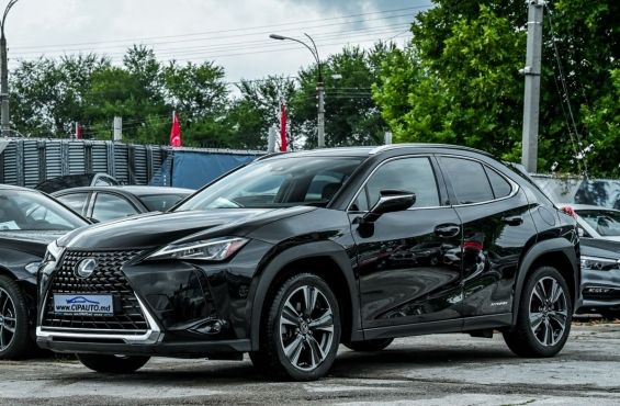 Lexus UX 250h