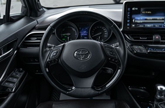 Toyota C-HR