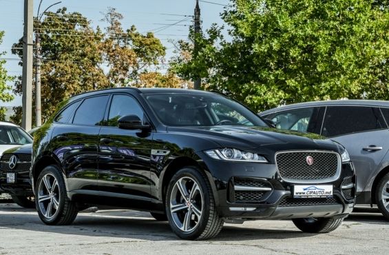 Jaguar F-PACE