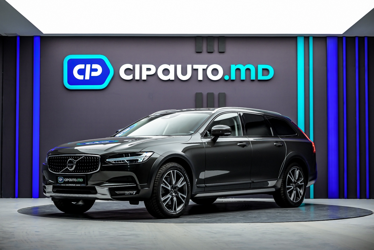 Volvo V90 Cross Country