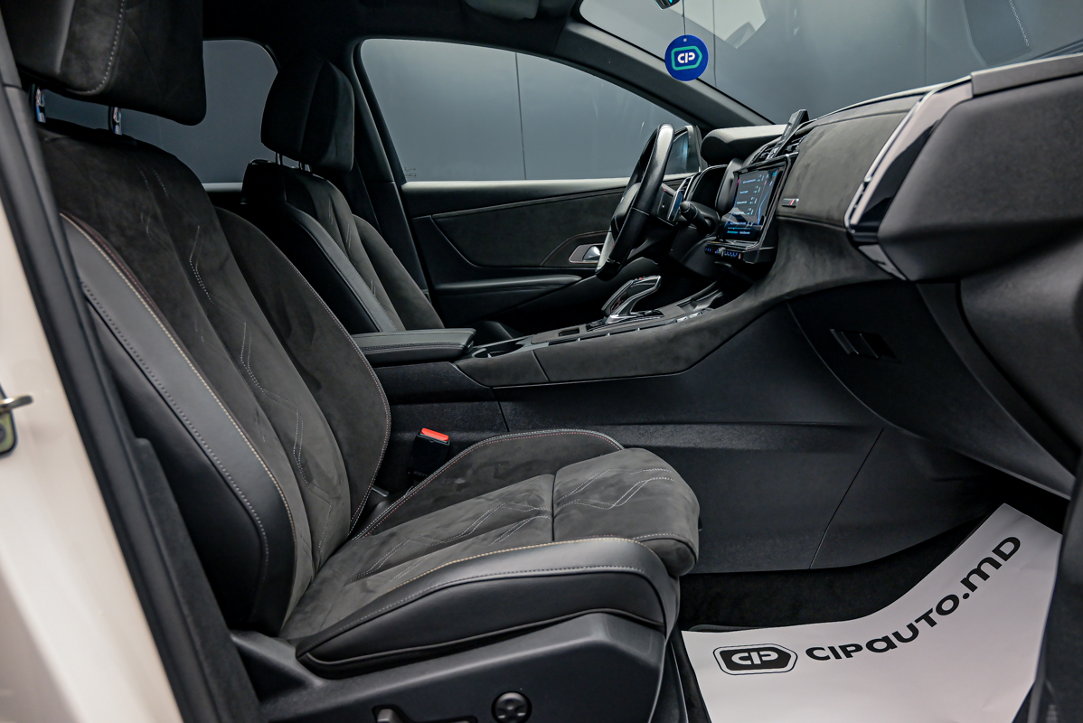 DS_Automobiles DS 7 Crossback