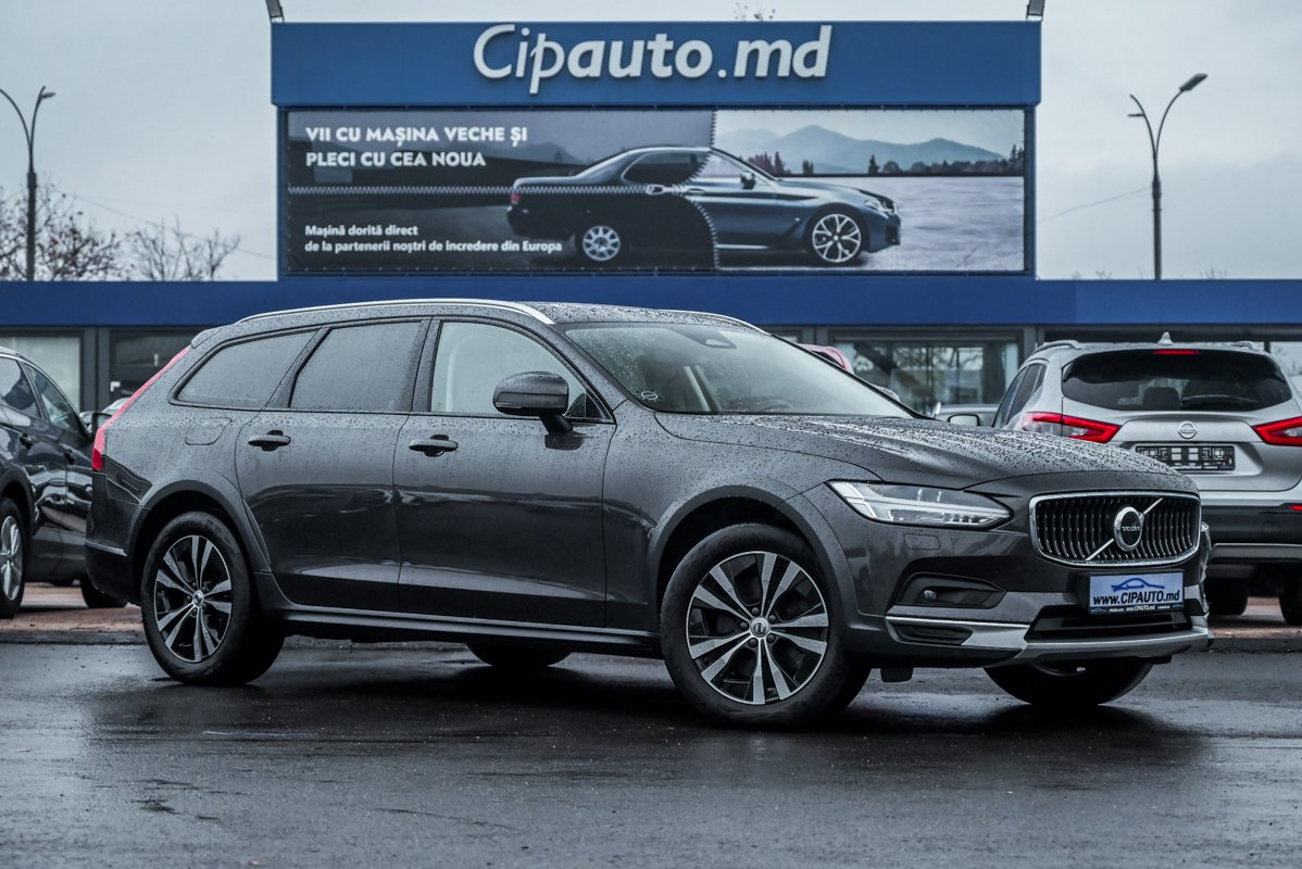 Volvo V90 Cross Country