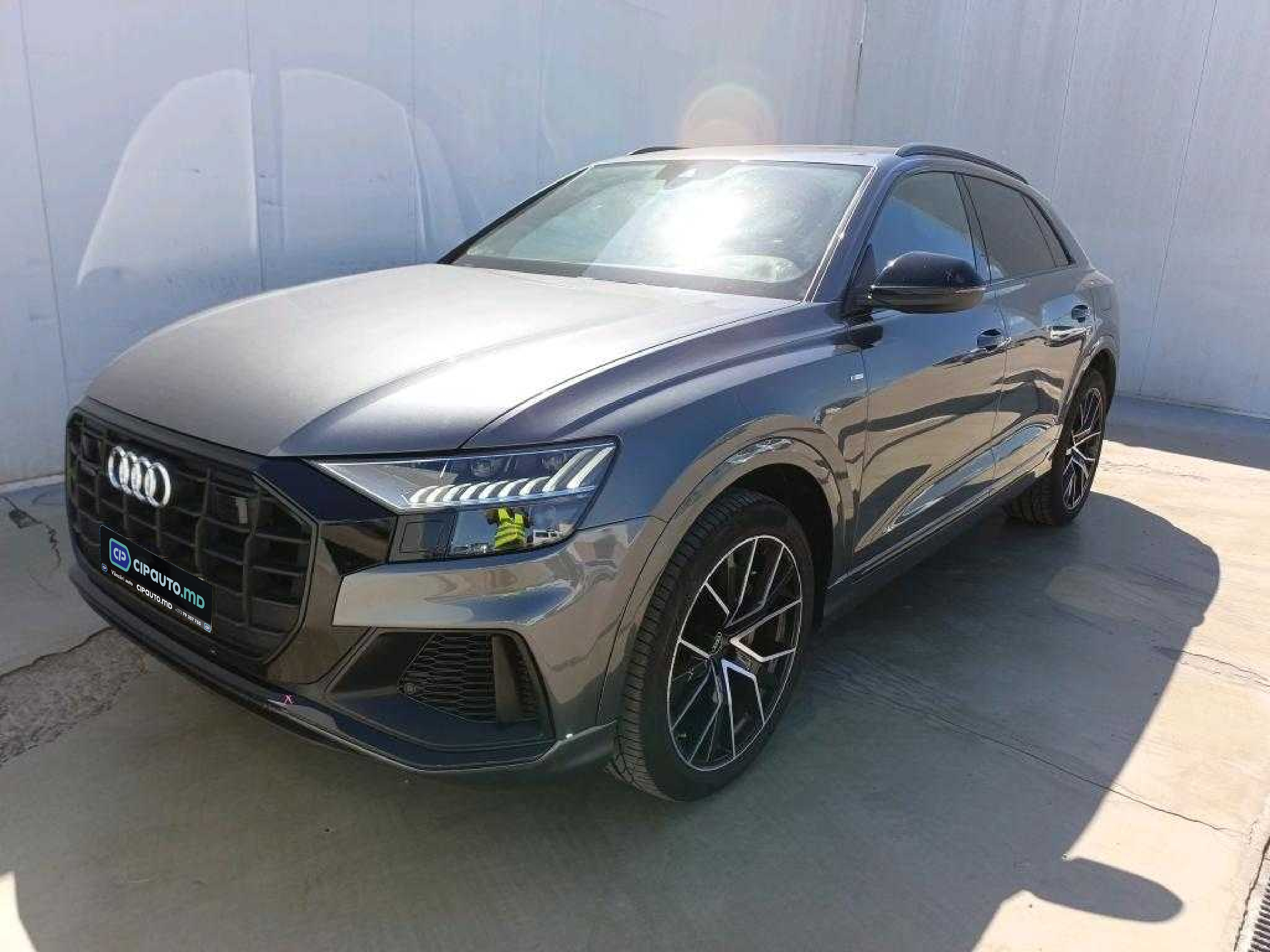 Audi Q8