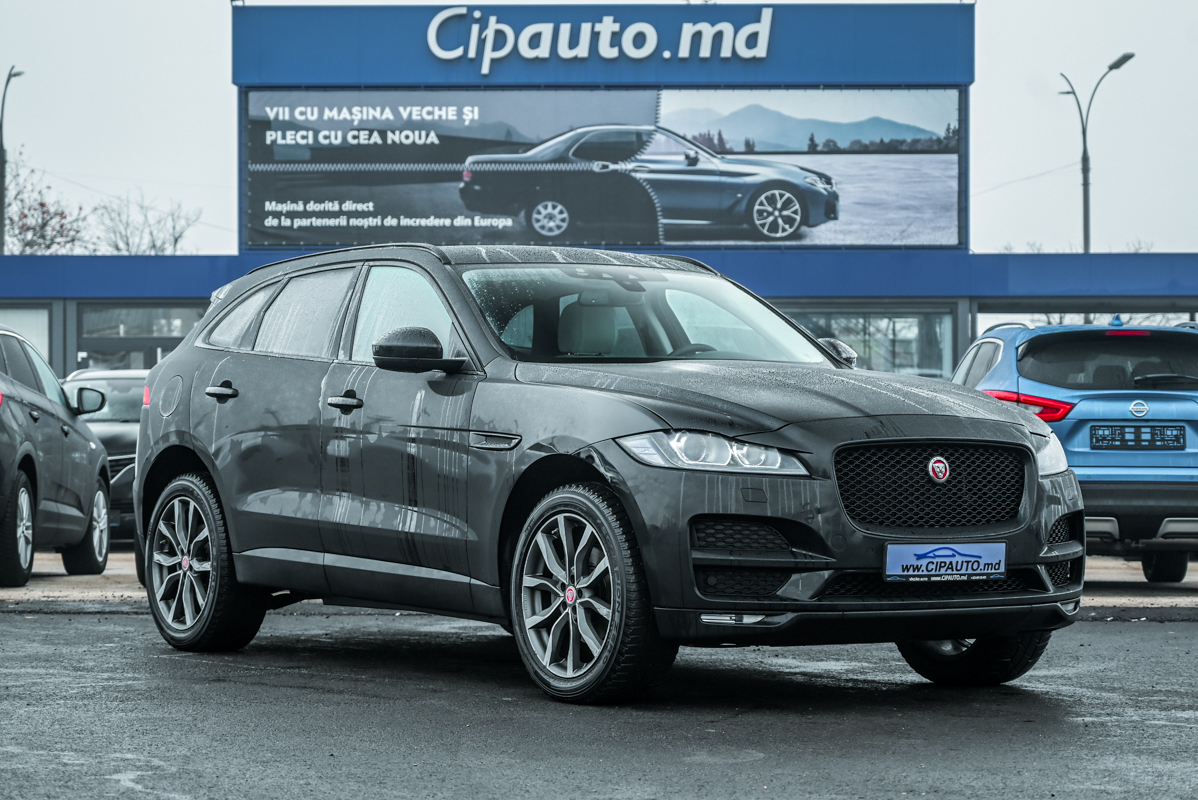 Jaguar F-PACE