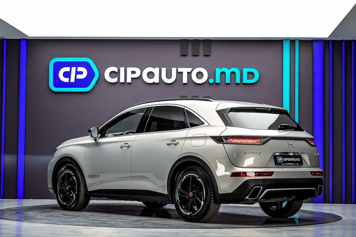 DS_Automobiles DS 7 Crossback