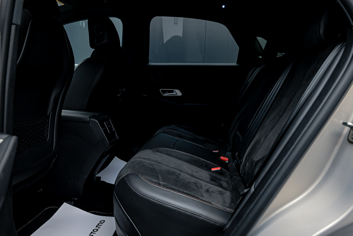 DS_Automobiles DS 7 Crossback