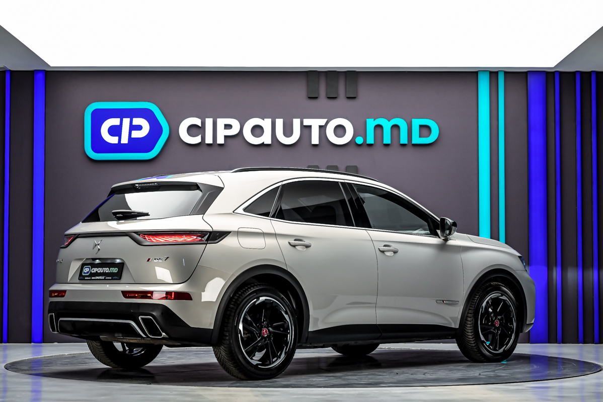 DS_Automobiles DS 7 Crossback