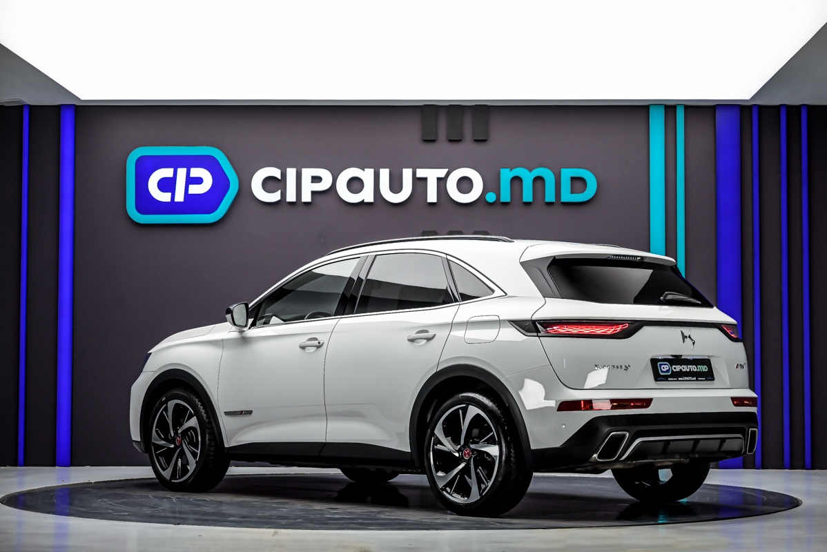 DS_Automobiles DS 7 Crossback