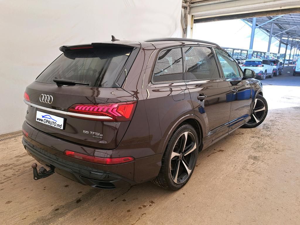 Audi Q7 E-Tron