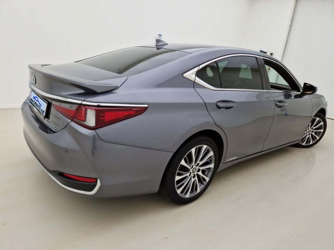 Lexus ES Series