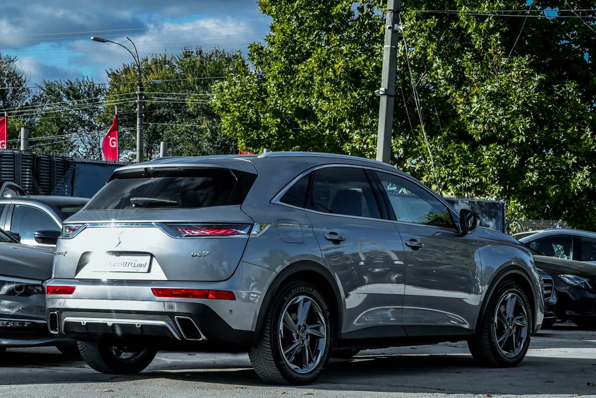 DS_Automobiles DS 7 Crossback