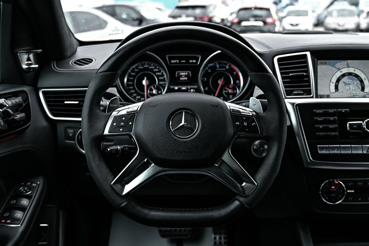 Mercedes-Benz ML Class