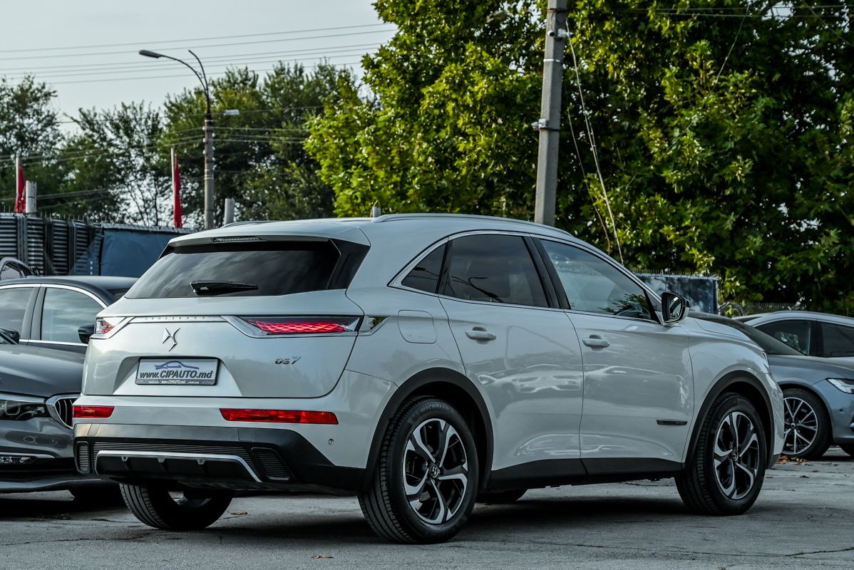 DS_Automobiles DS 7 Crossback