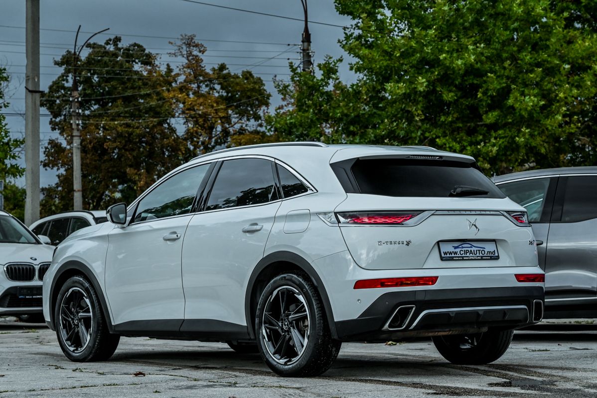 DS_Automobiles DS 7 Crossback