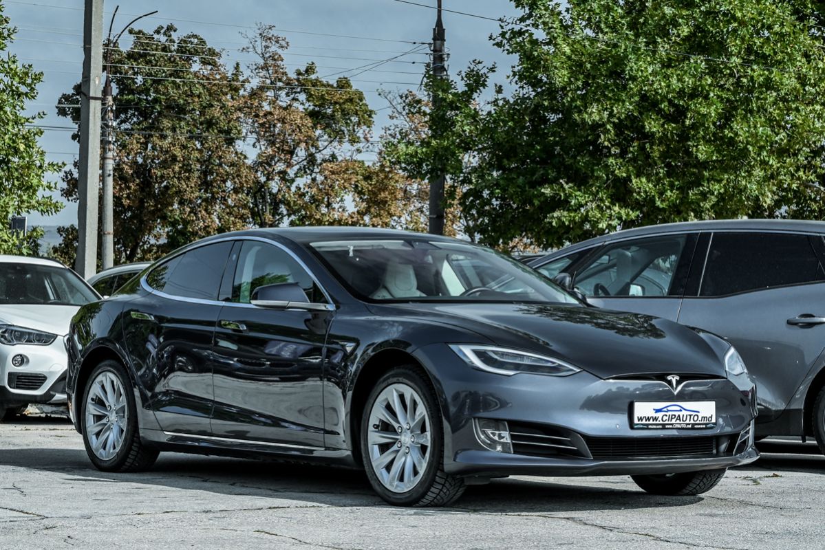 Tesla Model S