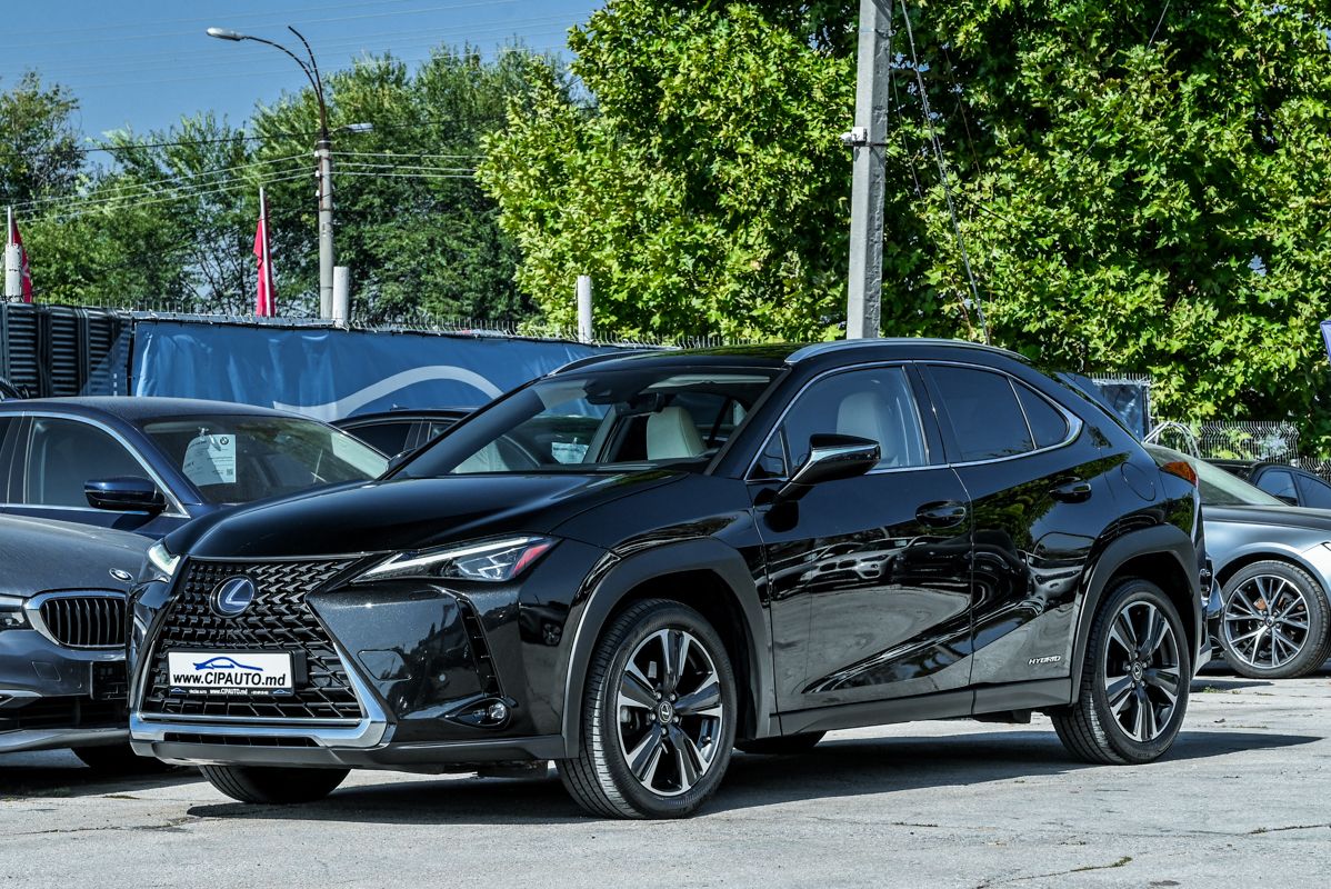 Lexus UX 250h