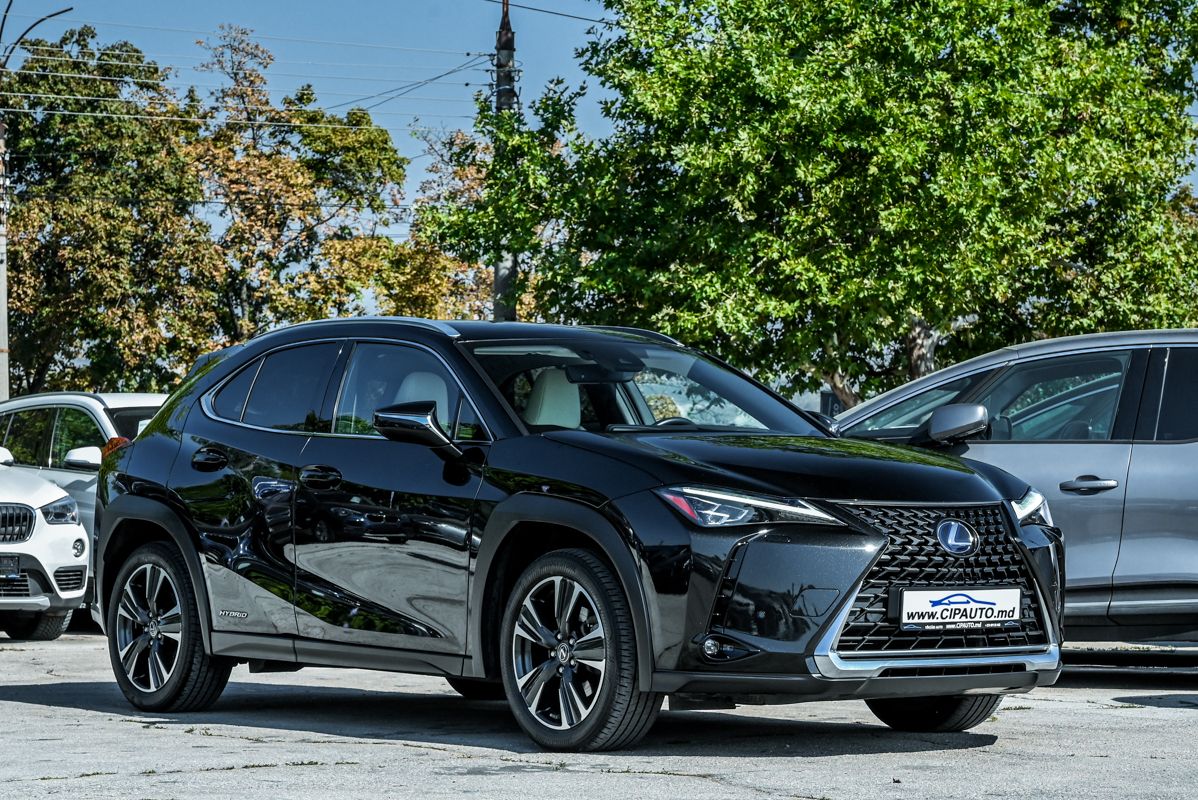 Lexus UX 250h