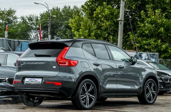 Volvo XC40