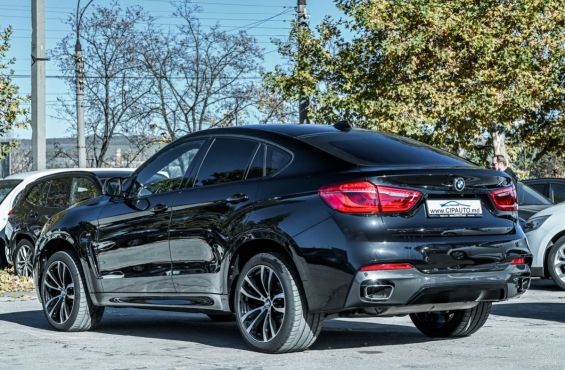 BMW X6