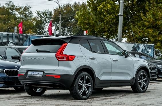 Volvo XC40