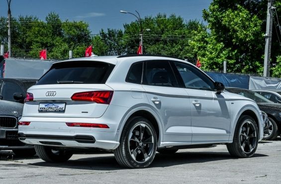 Audi Q5 E-Tron