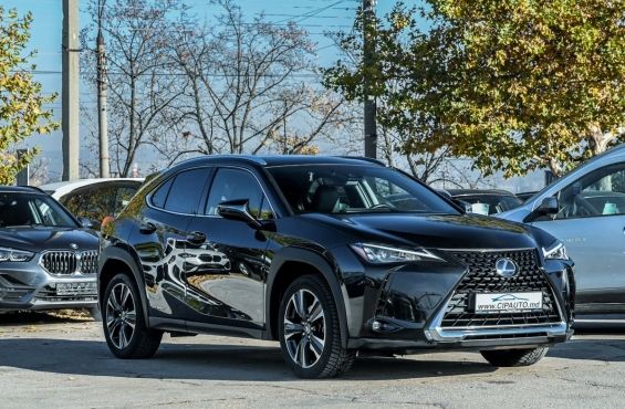 Lexus UX 250h