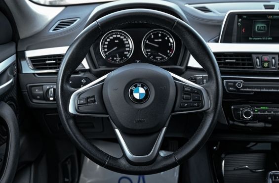 BMW x