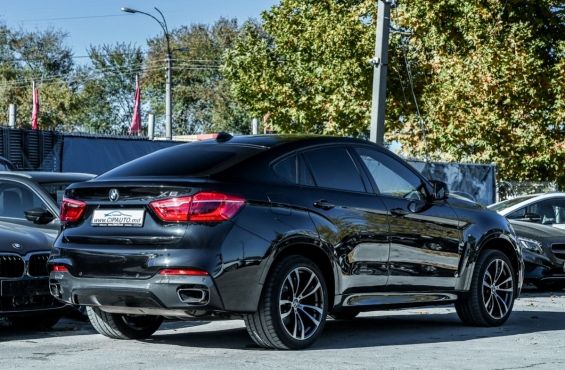 BMW X6