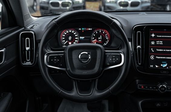 Volvo XC40