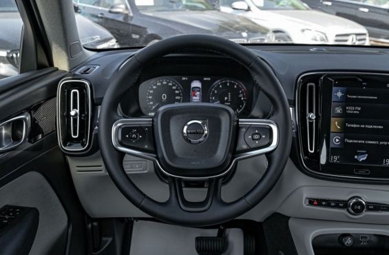 Volvo XC40