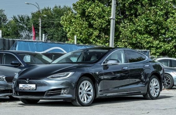 Tesla Model S