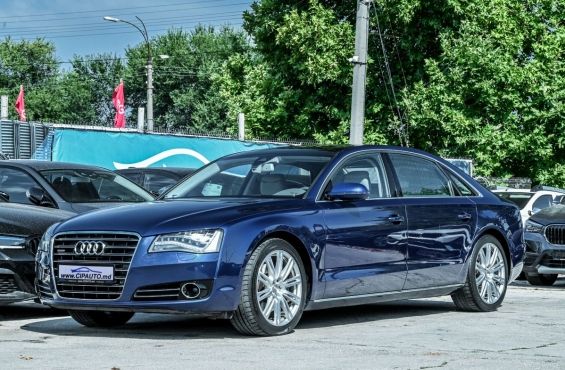 Audi A8