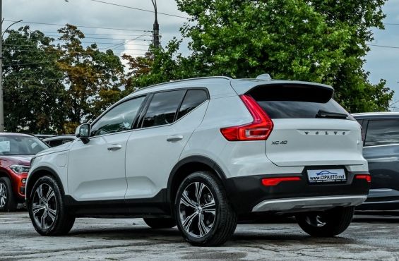 Volvo XC40