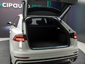 Audi Q8 2023 40/96
