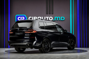 BMW X7 40d2023 3/17