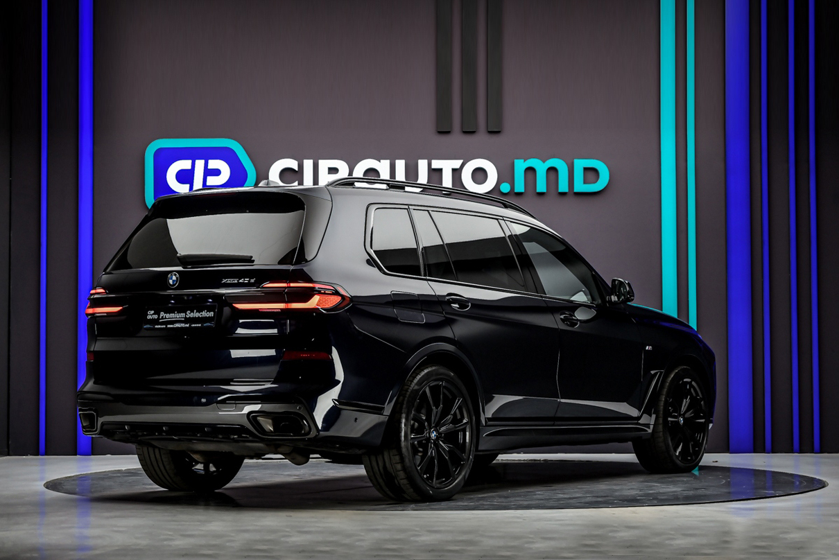 BMW X7 40d2023 3/17