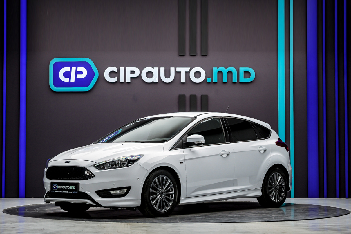 Ford Focus 2017 - 184 000 km - Benzina - Manuală