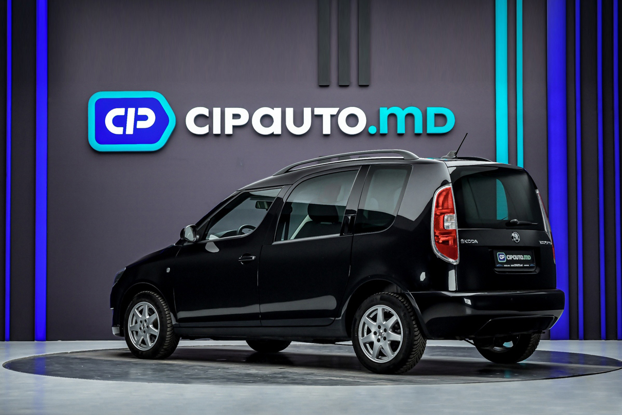 Skoda Roomster 2015 2/15