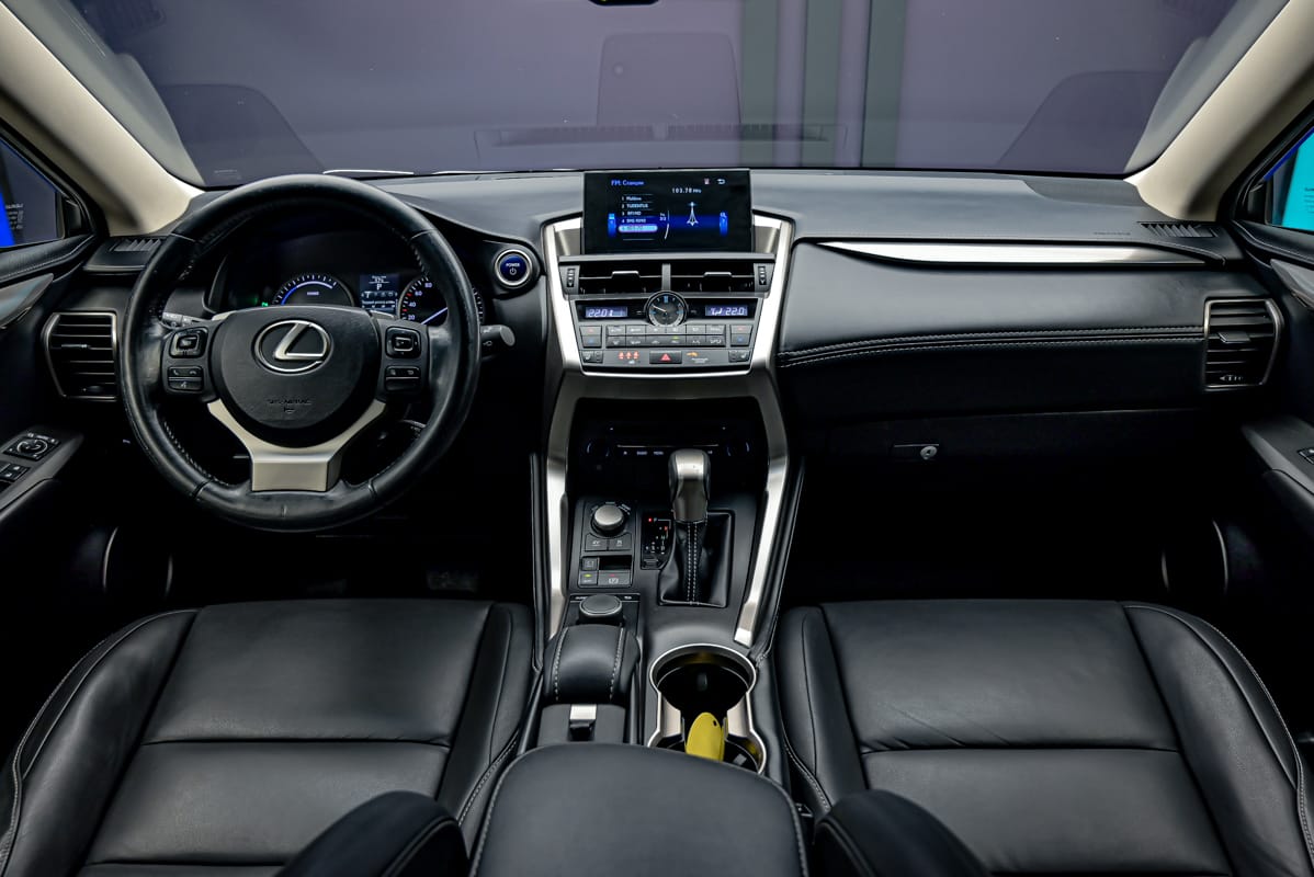 Lexus NX 300h2016 5/14