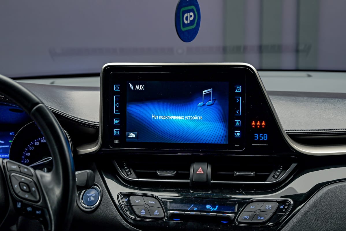 Toyota C-HR 2017 10/16