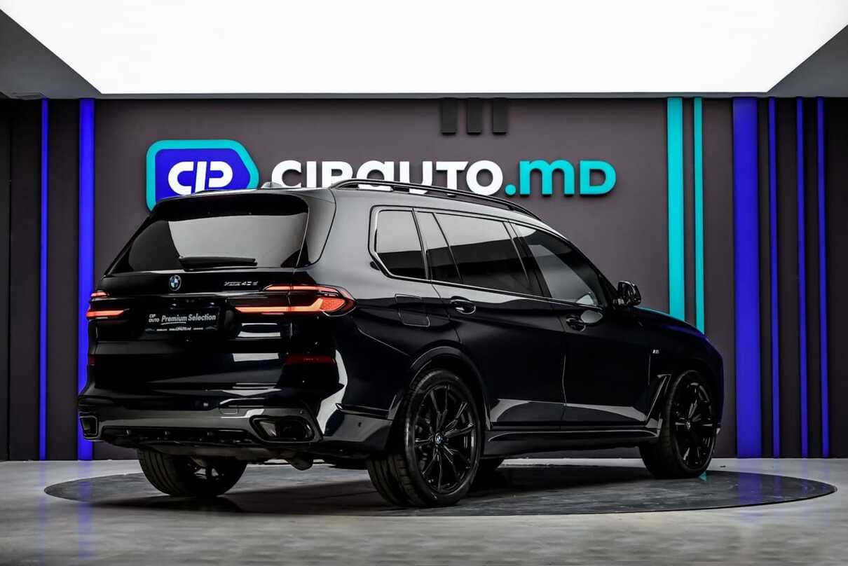 BMW X7 40d2023 3/17