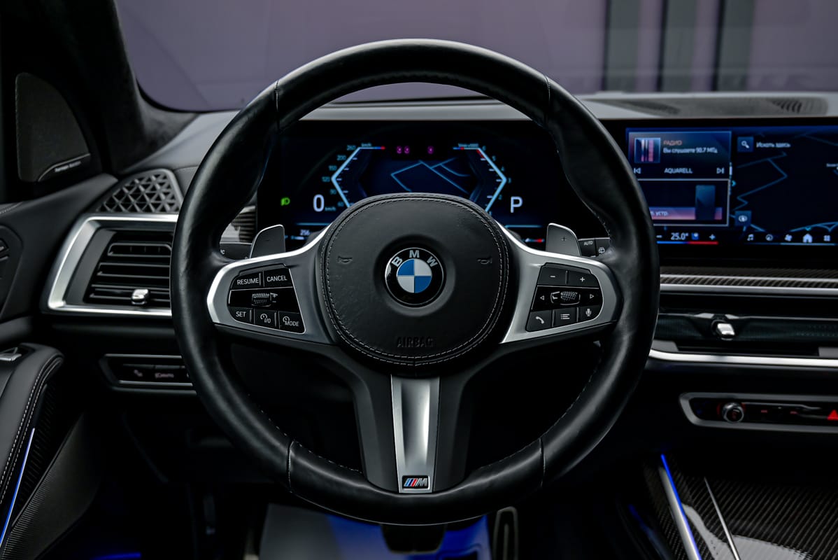 BMW X7 40d2023 10/17